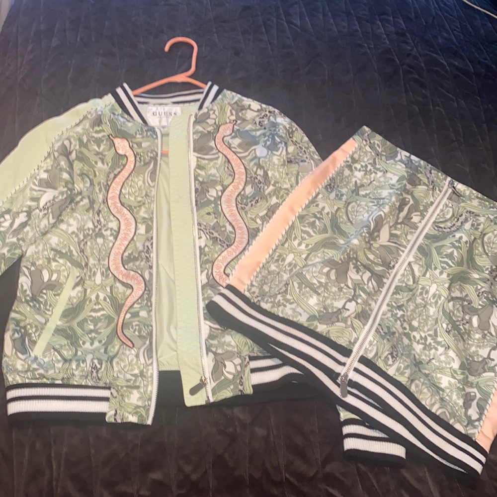 Guess 2 piece matching outfit